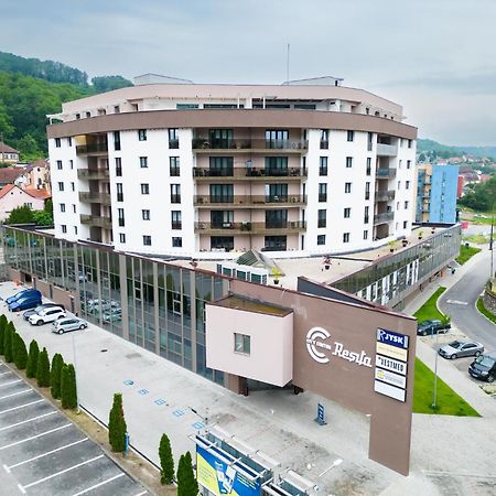City Center Accommodation - 308 Решіца Екстер'єр фото